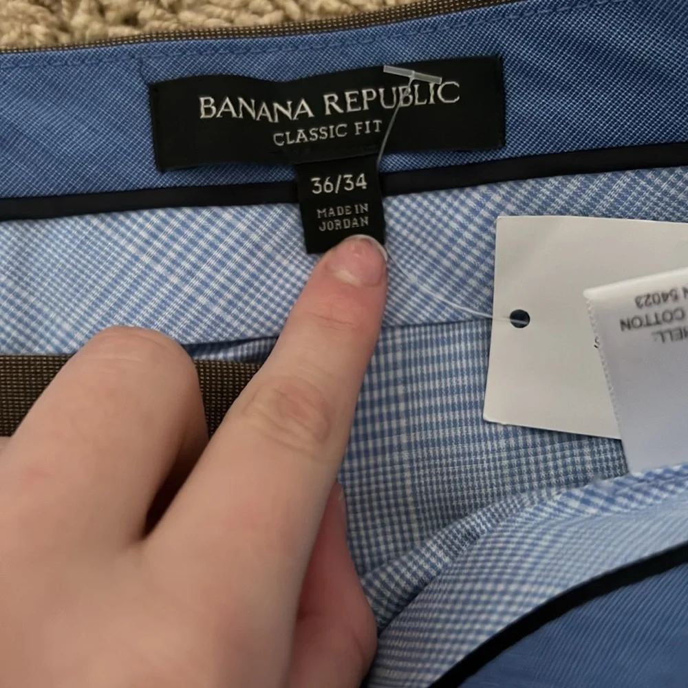 NWT Banana Republic tan classic fit business casual dress pants